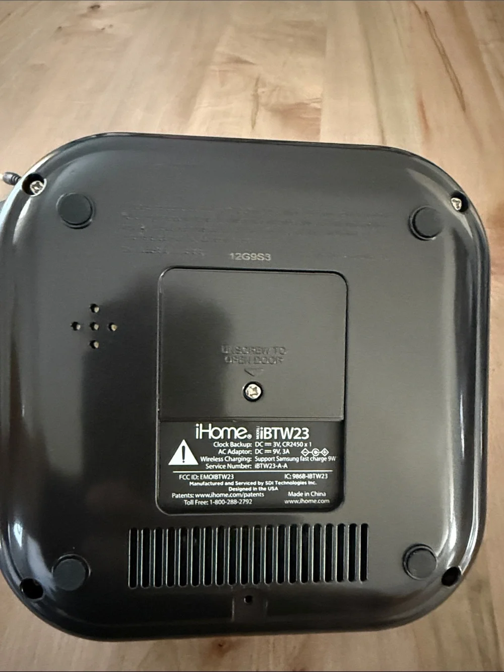 iHome Black Alarm Clock Speaker with Wireless Charging